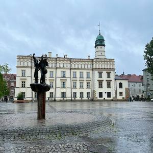 Wolnica Square